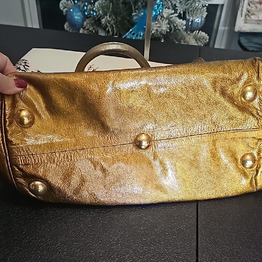 Gucci Hawaii  Exclusive Handbag - Picture 9 of 11